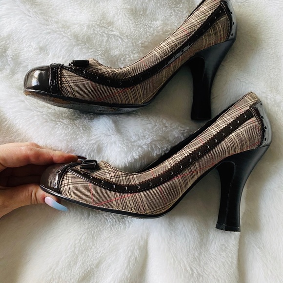 Unlisted “Young Thing” heels - Picture 8 of 8